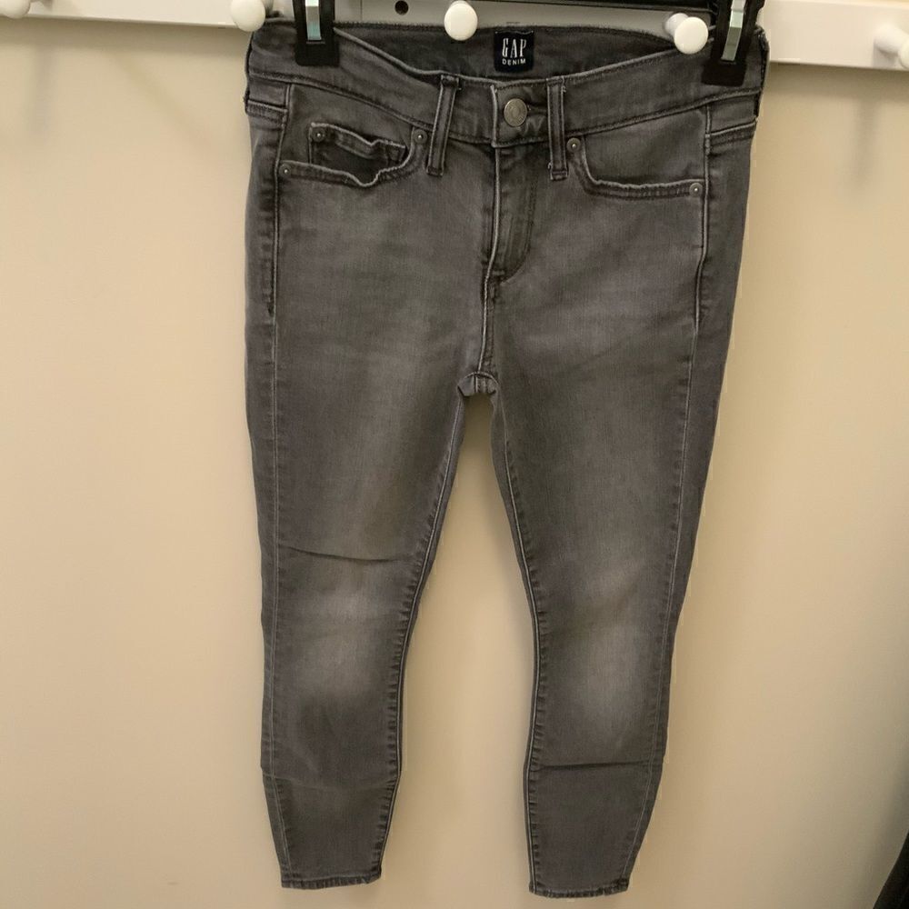 Gap 1969 true skinny black Jean